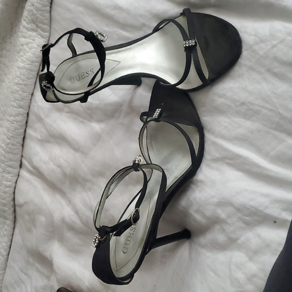 Guess Sandals 8.5